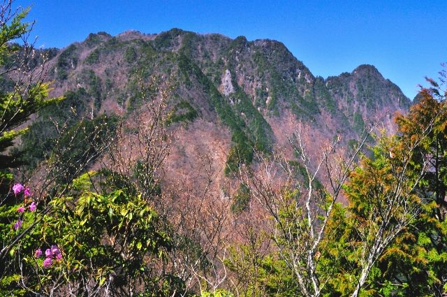 秩父多摩甲斐国立公園　両神山