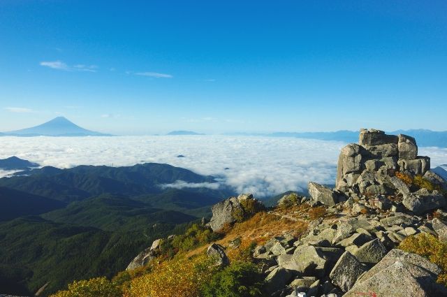 秩父多摩甲斐国立公園　金峰山　山頂からの眺望