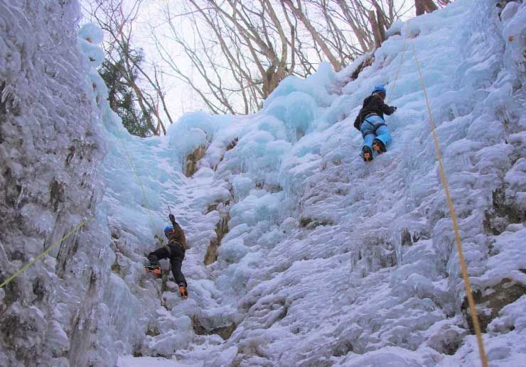 A Guide to the Best Winter Attractions in Japan