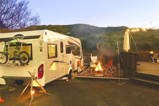 สถานที่พักค้างคืนที่ Star Forest Camp Hayama RV