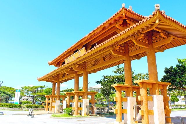 沖繩宜野灣推薦旅遊景點 宜野灣海濱公園 觀音門