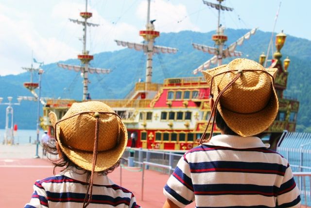 Kanto Outing Spots Kanagawa Hakone Lake Ashinoko Pleasure Boat Hakone Pirate Ship Children