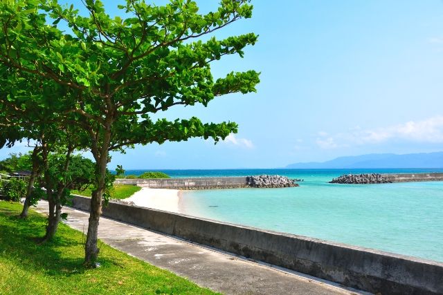 沖縄　鳩間島　観光スポット　前の浜ビーチ