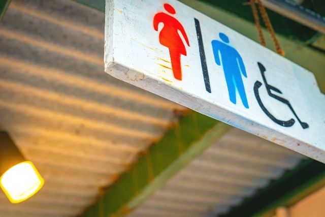 沖縄　トイレ　イメージ