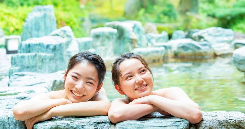 Things to bring for a hot spring trip, essential items & checklist for girls [day trip, 1 night 2 days]