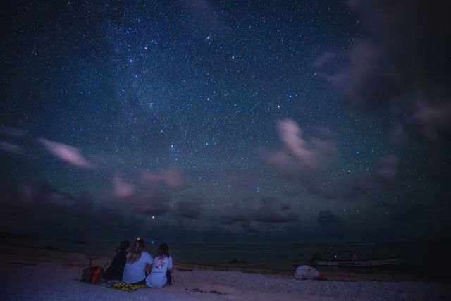 冬でも暖かい日本の旅行先　沖縄　石垣島　星空