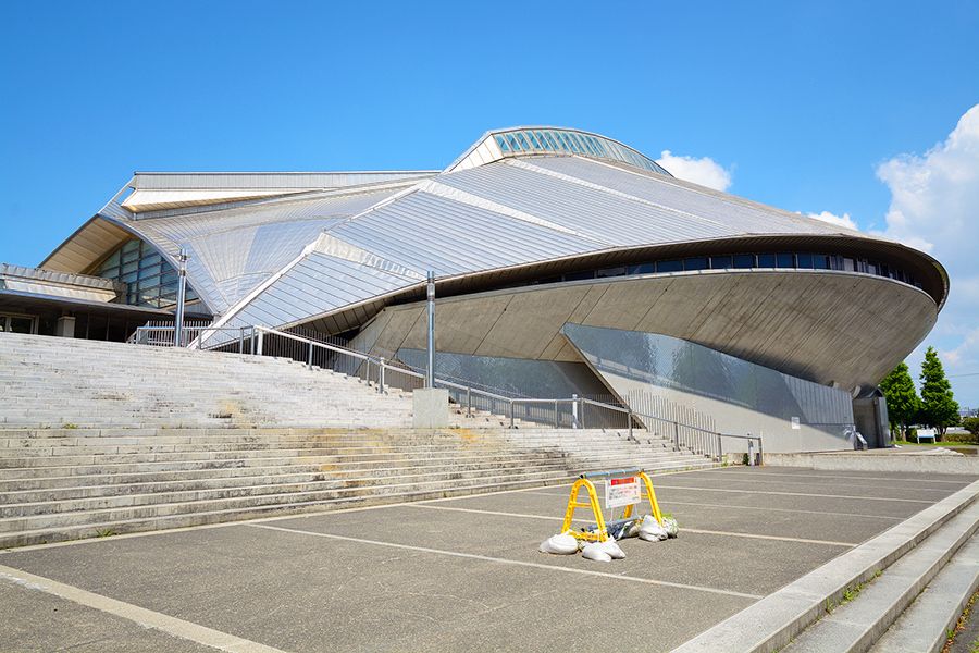 鎌倉聖地巡礼　漫画・アニメの舞台　秋葉台文化体育館　全国大会県内予選の初戦会場　名門高校と対決する会場のモデル　江ノ島　湘南エリア　湘南台