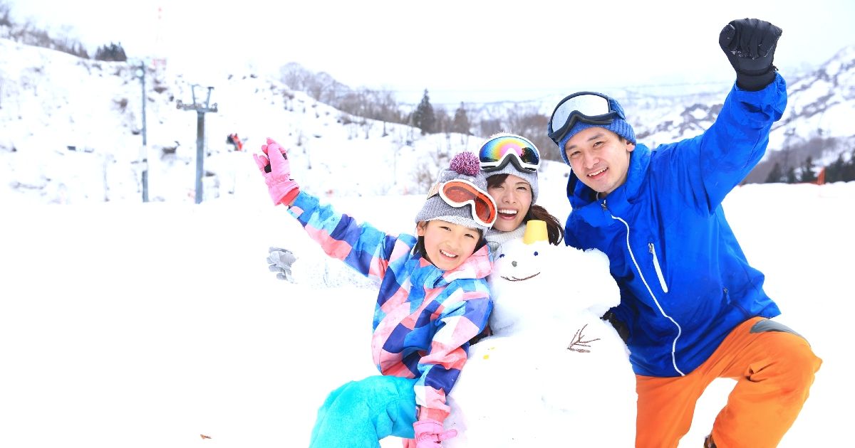 Kansai Snow Play: Pictures of scenic spots, parks, hotels, and ski resorts recommended for families