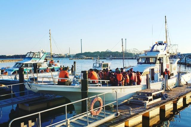 神奈川・金沢八景　「釣り船　進丸」　釣り体験　釣り船