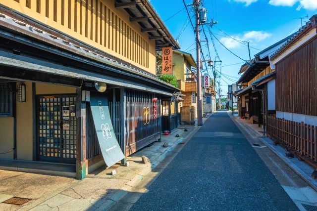 関西・奈良　日帰り旅行　女子旅おすすめスポット　ならまち　街並み