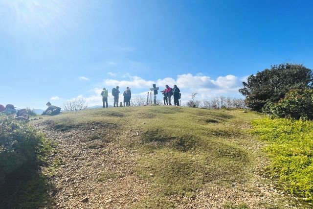 Shiga/Koshi "Zero Gravity Shiga Office" Hiking Tour