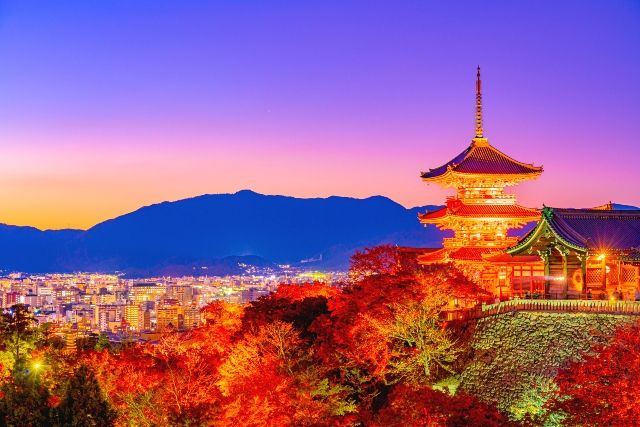 Kiyomizu-dera Temple Three-story Pagoda Autumn Illumination