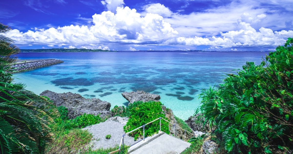 บทความพิเศษเกี่ยวกับเกาะคุดากะของโอกินาว่า | การท่องเที่ยว การเดินทาง ที่พัก และทัวร์ชมสถานที่ศักดิ์สิทธิ์