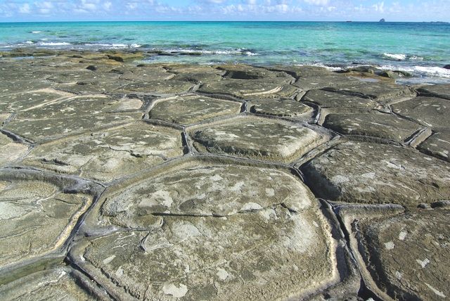 久米島のおすすめ観光スポット　畳石