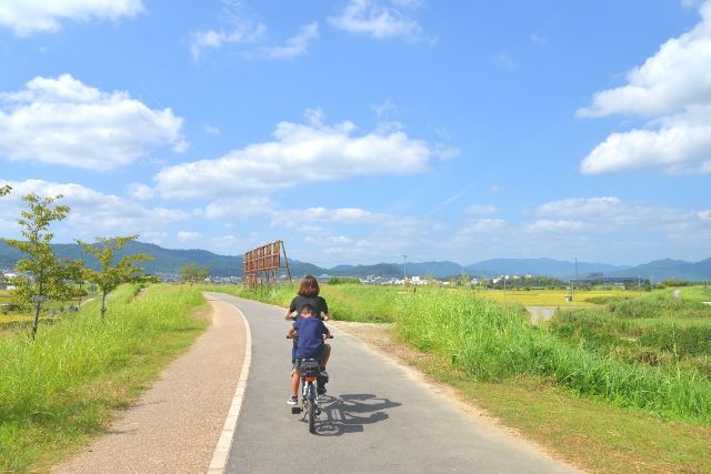 Kyoto Cycling Tour "Kira Kira" Parents and children enjoying cycling around Kameoka