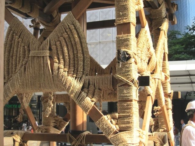 京都・祇園祭の前祭山鉾建イメージ