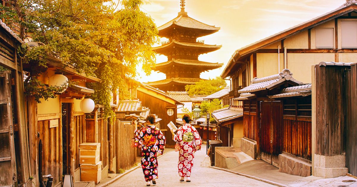 Images of recommended sightseeing courses around Gion-Shijo Station in Kyoto