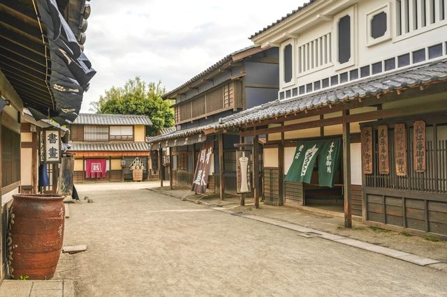 หมู่บ้านภาพยนตร์เกียวโต โทเอ อุซุมาสะ
