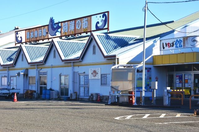 静岡　三保の松原　「魚市場食堂　清水港店」