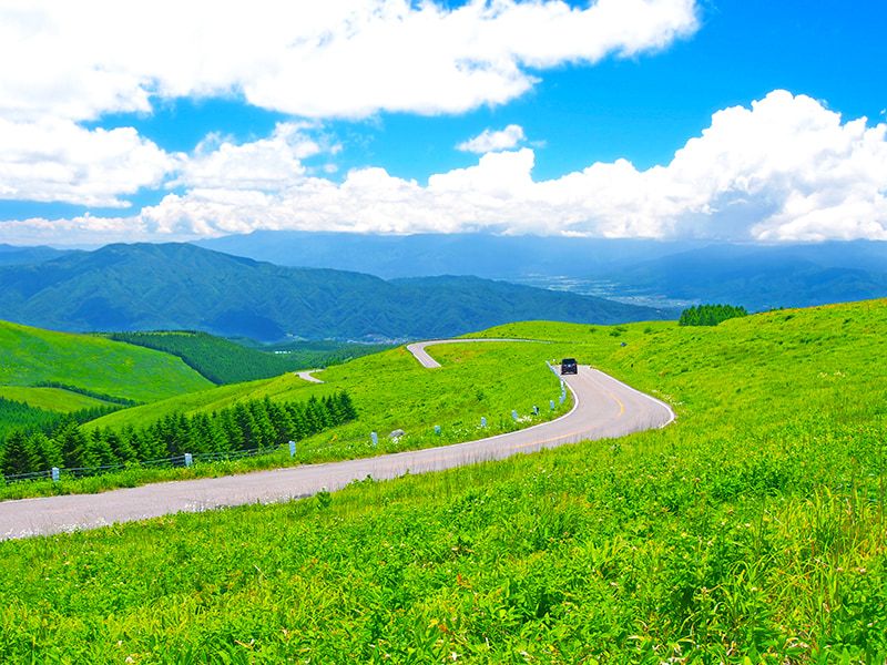 Nagano Lake Shirakaba Venus Line with a total length of 75 km Scenic drive route in the plateau Mt. Kirigamine