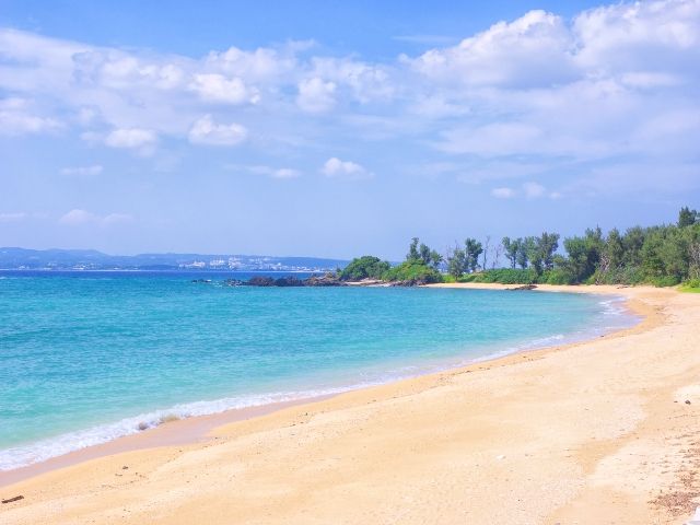 沖縄・名護市　おすすめビーチ　名護市民ビーチ