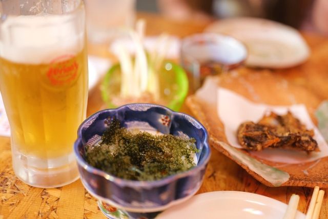 沖縄・那覇　居酒屋　オリオンビール　海ぶどう