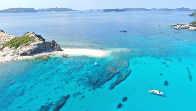 沖縄「株式会社ジャンボツアーズ」　那覇発　渡嘉敷島日帰りツアーの様子