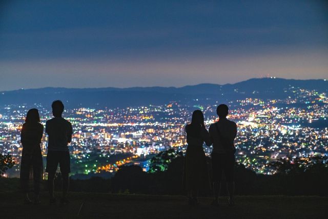 新日本三大夜景 奈良“若草山“