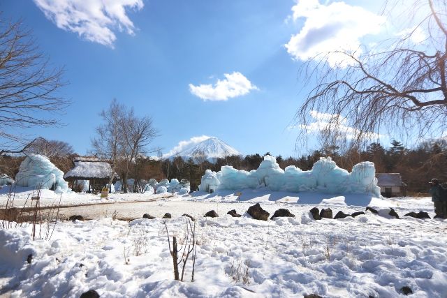 山梨、西湖こおりまつり