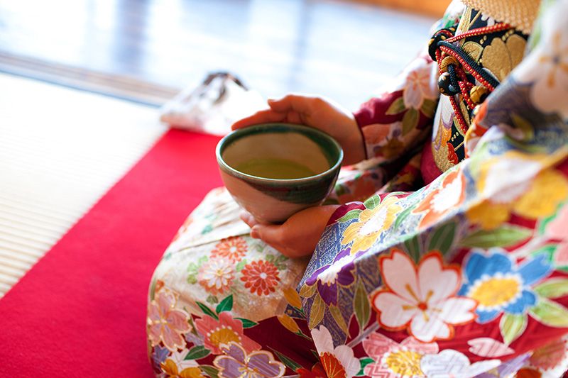正月のイベント　東京　都内　2024　着物　抹茶　点茶