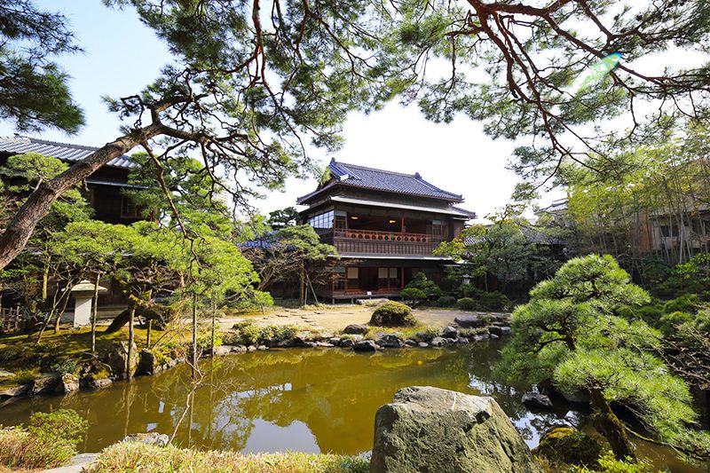 Niigata sightseeing Model course 1 night 2 days Recommended spots for first-time visitors Sightseeing spots Former Saito family villa Masterpiece of modern Japanese architecture Niigata's three major conglomerates National monument