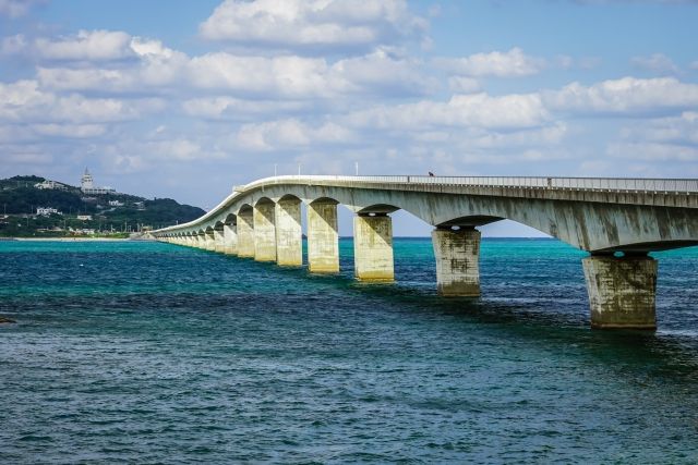 Kouri Ohashi Bridge, which connects Kouri Island in Okinawa Prefecture and the main island of Okinawa