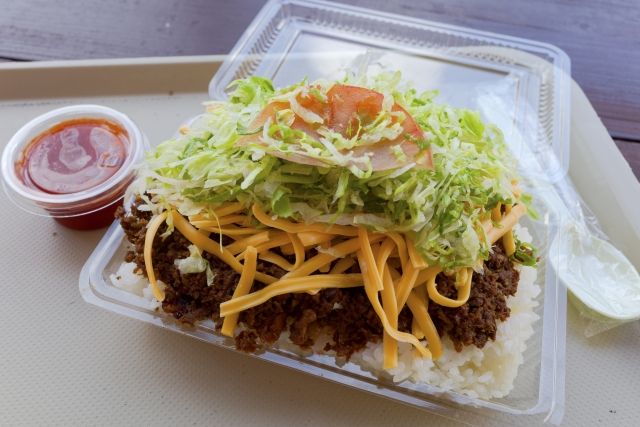 沖縄・キングタコスのタコライス