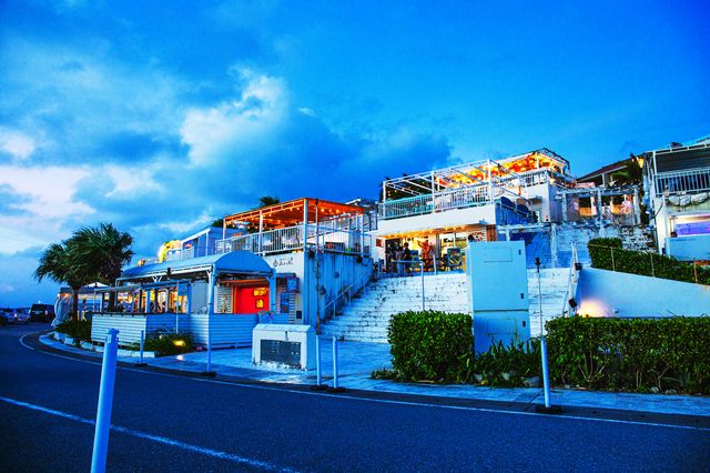 沖縄・瀬長島のウミカジテラス