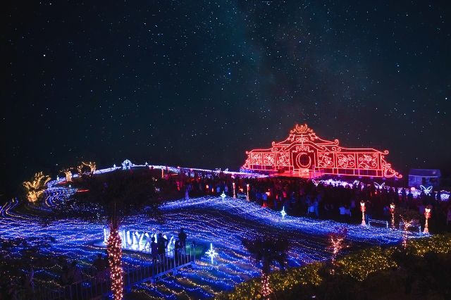 沖縄　イルミネーション　琉球ホテル｜月夜のワンダーイルミネーション