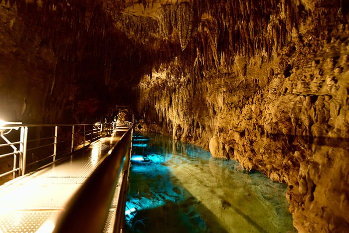 Gyokusendo Cave / Okinawa main island, Nanjo