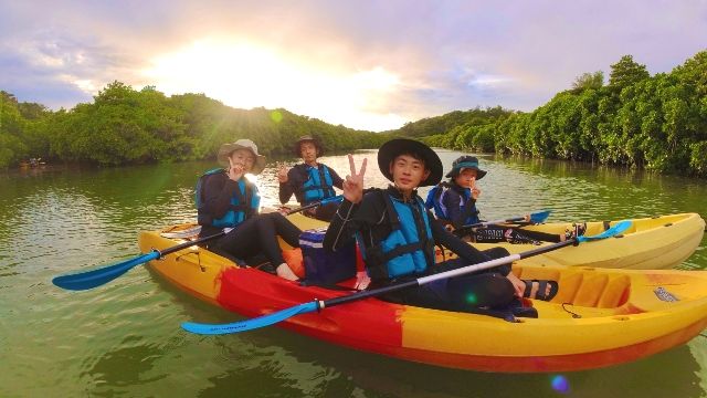 沖繩“Yanbaru Guide Tida-Smile」格佐志川紅樹林獨木舟之旅