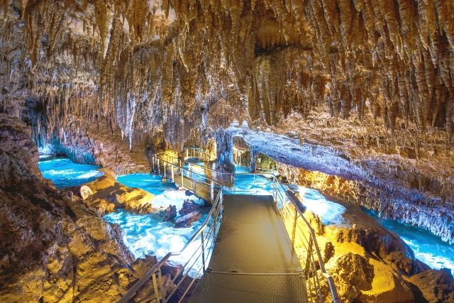 沖縄旅行　おすすめスポット　2歳児　おきなわワールド　鍾乳洞　玉泉洞