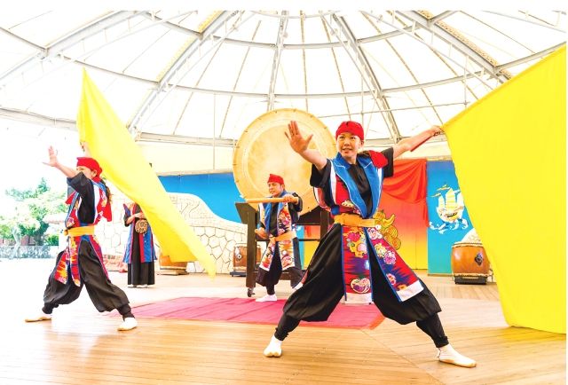 沖縄旅行　おすすめスポット　2歳児　おきなわワールド　エイサー演舞