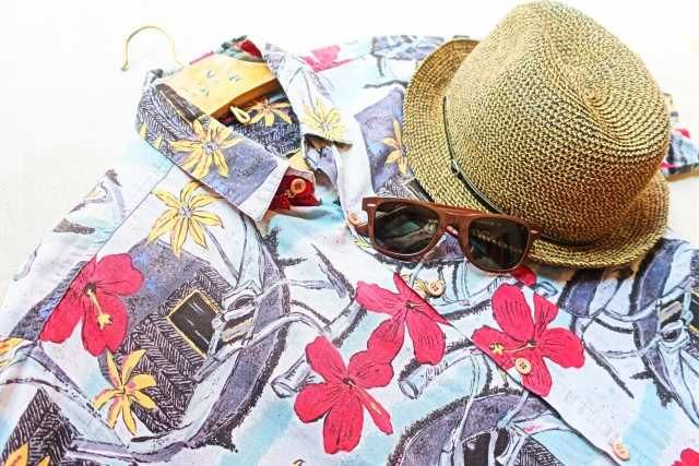 Sunglasses Aloha shirt Straw hat