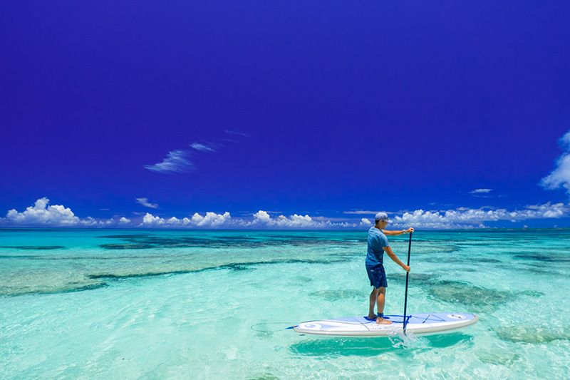 沖縄の海はいつからいつまで入れる?クラゲ発生時期と旅行費用が安い狙い目のシーズンを徹底解説!