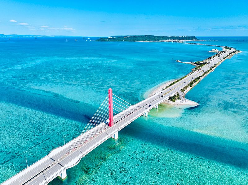 沖縄うるま市・海中道路の見どころ&場所と行き方