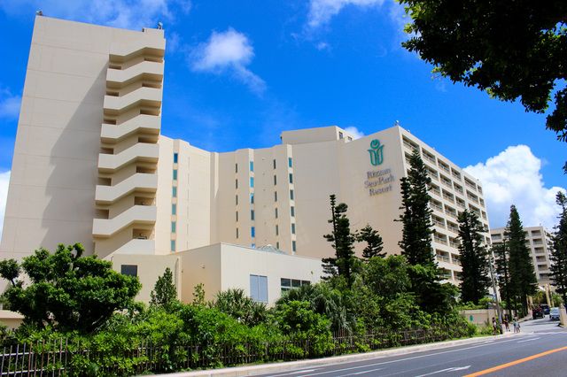 リザンシーパークホテル谷茶ベイの外観