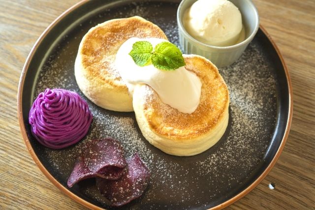 沖縄　恩納村　おすすめカフェ＆スイーツ　「trip　cafe　Okinawa」　パンケーキ