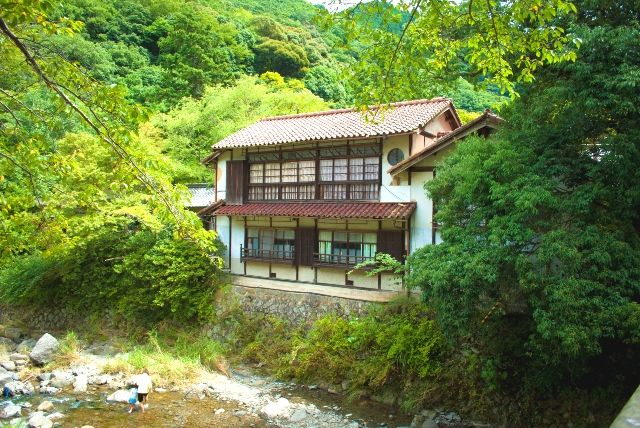 大阪推荐温泉胜地:犬鸣山温泉