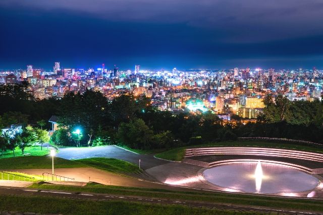 北海道、札幌夜景秘境“旭山纪念公园”