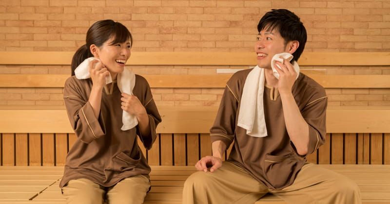 What does it mean to "set up" in a sauna? Tips on how to enter and recommended sauna spots