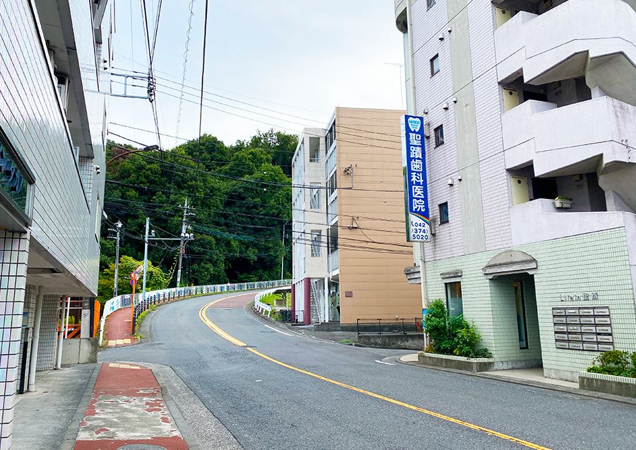 Seiseki Sakuragaoka สถานที่ศักดิ์สิทธิ์แห่งอนิเมะ โมเดลภาพยนตร์อนิเมะยอดนิยม Irohazaka