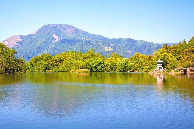 滋贺县的旅游胜地伊吹山