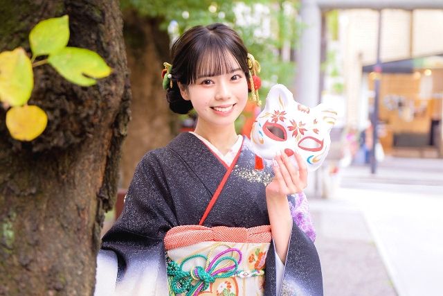 大阪「スタジオノールス」 着物レンタルをして散策を楽しむ女性